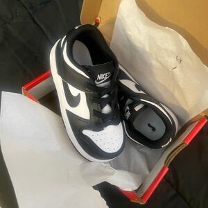 Nike Dunk Low Black and White